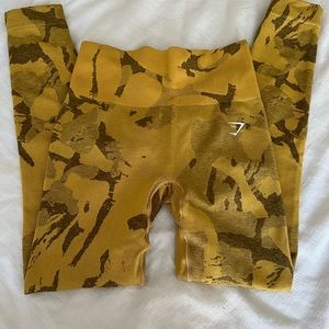 Gymshark mustard legging xs